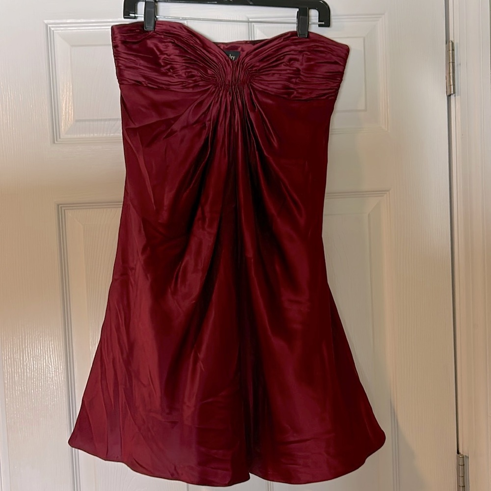 Laundry by Shelli Segal red size 6 cocktail dress